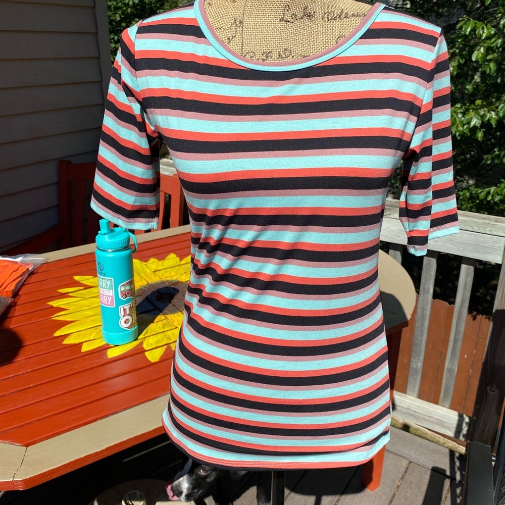 👚Lularoe Gigi